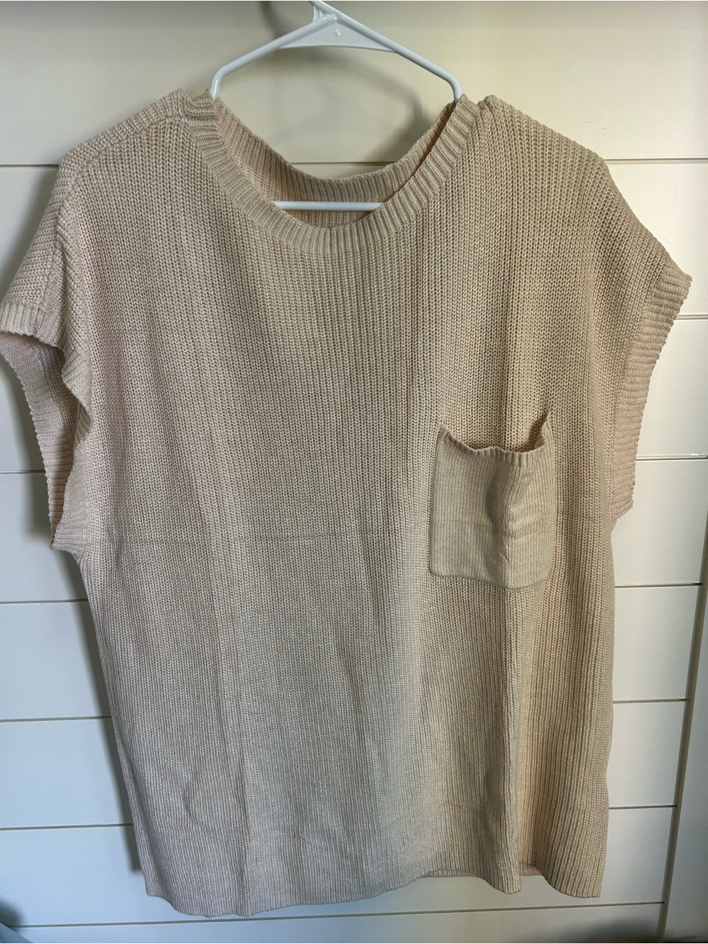 Beige Knit Short-Sleeve Sweater with Pocket